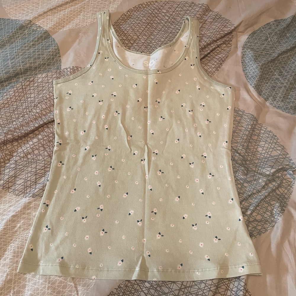 Green floral tank